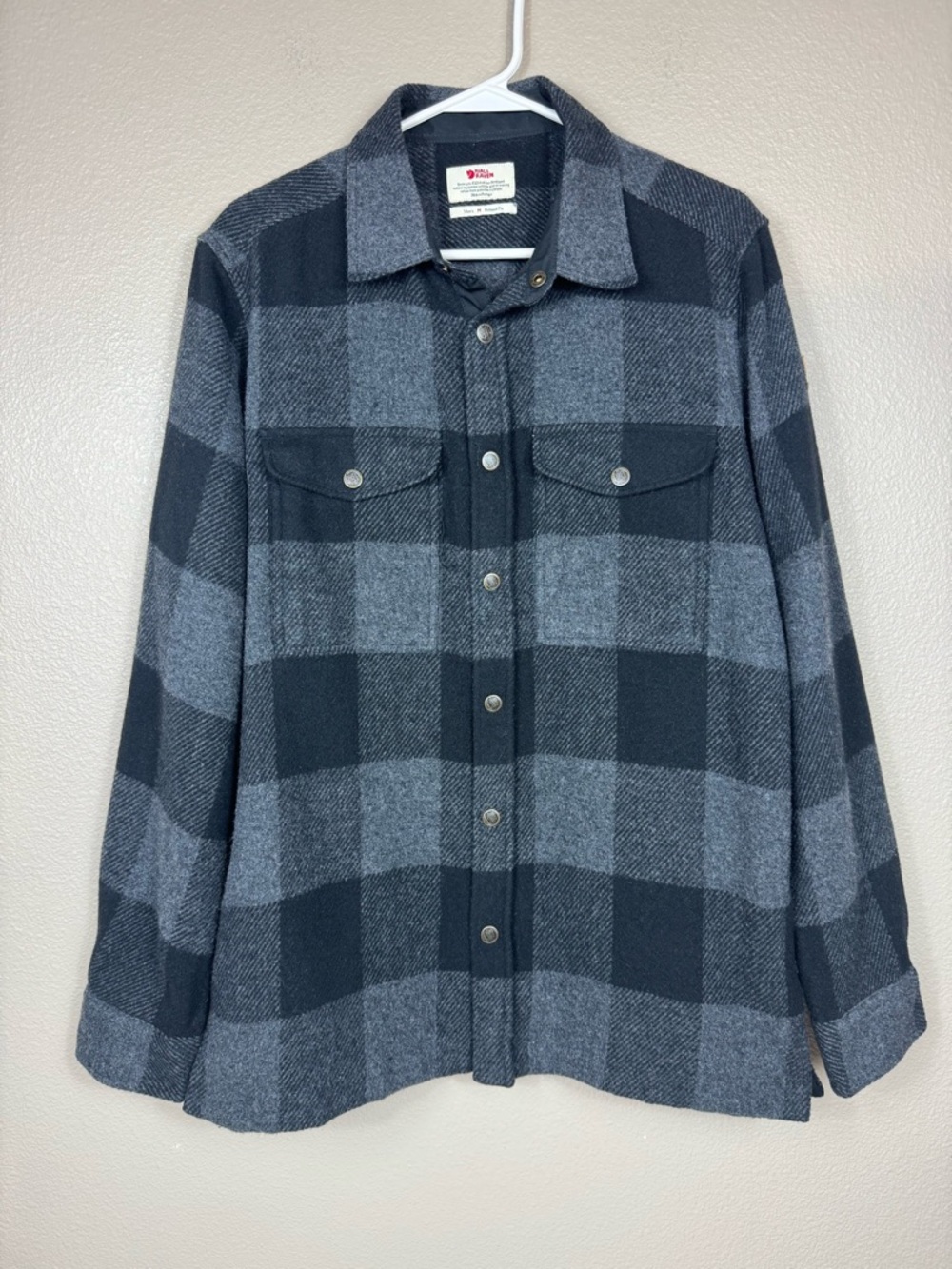 Fjallraven Canada Flannel Shirt wool black gray checkered plaid medium B